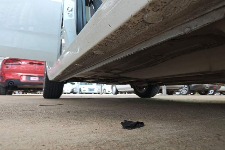 Used Chevrolet Monza 2020 320 Automatic Enjoyment Edition Right Side Sill