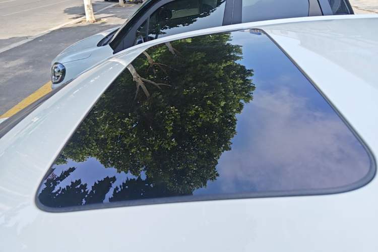 Used Chevrolet Monza 2020 Light Hybrid RS 330T Automatic Comfort Edition Roof