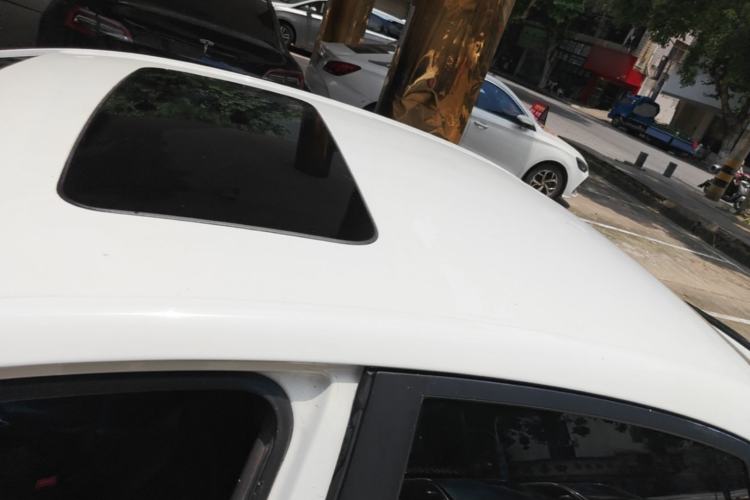 Used Chevrolet Monza 2020 Light Hybrid RS 330T Automatic Comfort Edition Roof