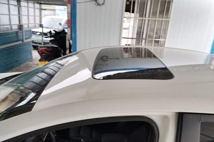 Used Chevrolet Monza 2020 Light Hybrid RS 330T Automatic Comfort Edition Roof