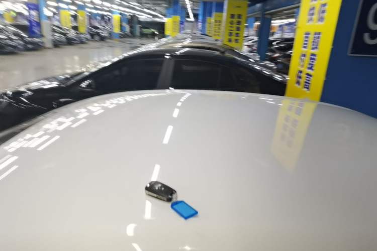 Used Chevrolet Monza 2020 320 Automatic Enjoyment Edition Roof