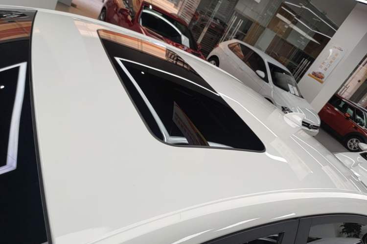 Used Chevrolet Monza 2020 320 Automatic Enjoyment Edition Roof