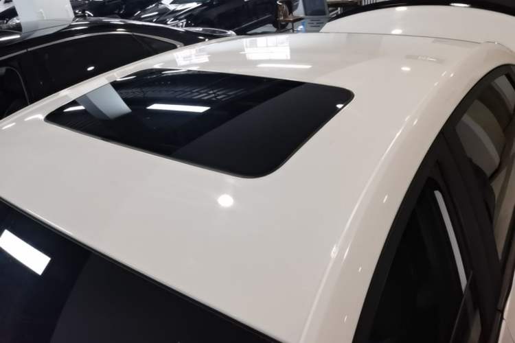 Used Chevrolet Monza 2020 Light Hybrid RS 330T Automatic Comfort Edition Roof