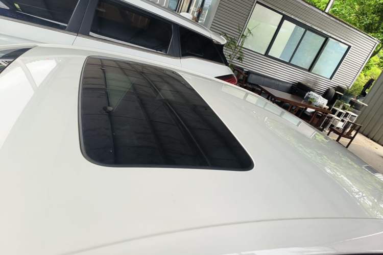 Used Chevrolet Monza 2020 Light Hybrid RS 330T Automatic Comfort Edition Roof