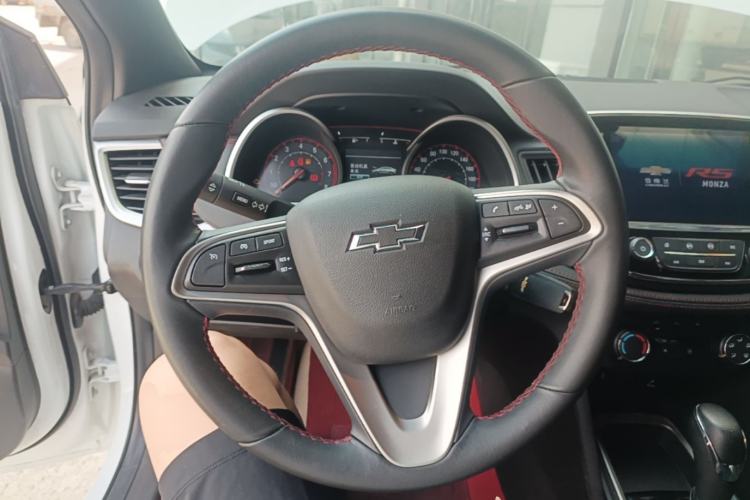Used Chevrolet Monza 2020 Light Hybrid RS 330T Automatic Thrill Edition Steering Wheel