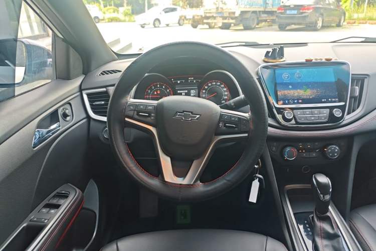 Used Chevrolet Monza 2020 Light Hybrid RS 330T Automatic Comfort Edition Steering Wheel