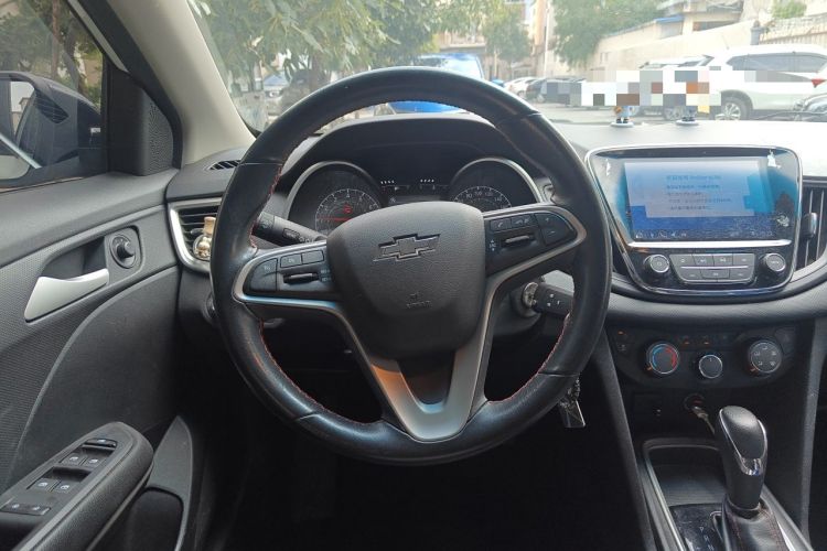 Used Chevrolet Monza 2020 Light Hybrid Redline 320T Dual-Clutch Thrilling Edition Steering Wheel