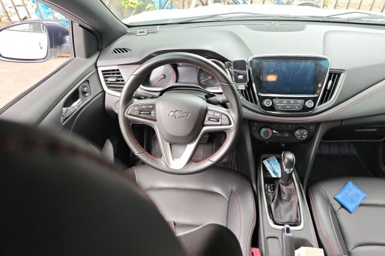 Used Chevrolet Monza 2020 Light Hybrid RS 330T Automatic Comfort Edition Steering Wheel