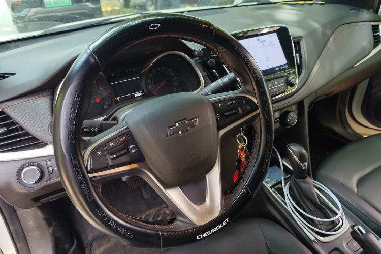 Used Chevrolet Monza 2020 Light Hybrid RS 330T Automatic Thrill Edition Steering Wheel