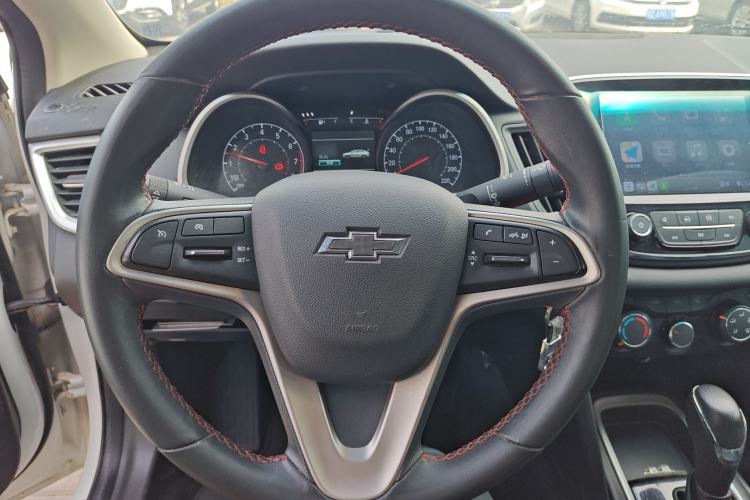 Used Chevrolet Monza 2020 Light Hybrid Redline 320T Dual-Clutch Joyful Edition Steering Wheel