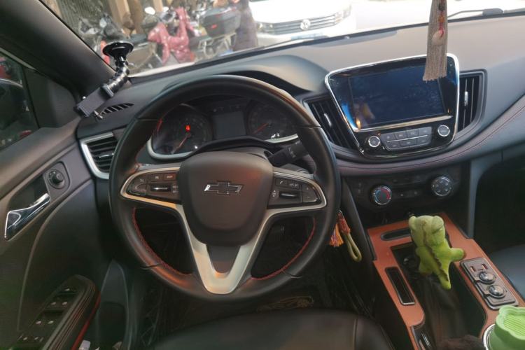 Used Chevrolet Monza 2020 Light Hybrid RS 330T Automatic Comfort Edition Steering Wheel