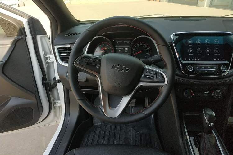 Used Chevrolet Monza 2020 Light Hybrid RS 330T Automatic Comfort Edition Steering Wheel