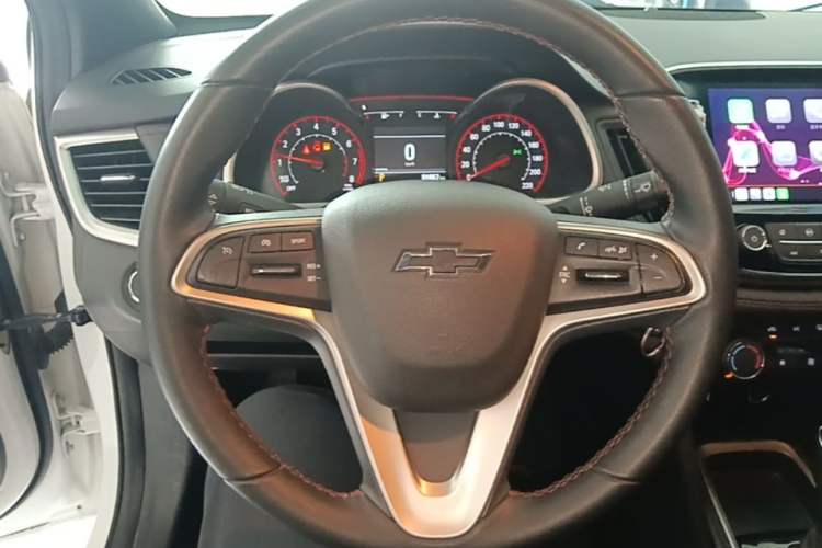 Used Chevrolet Monza 2020 Light Hybrid RS 330T Automatic Comfort Edition Steering Wheel