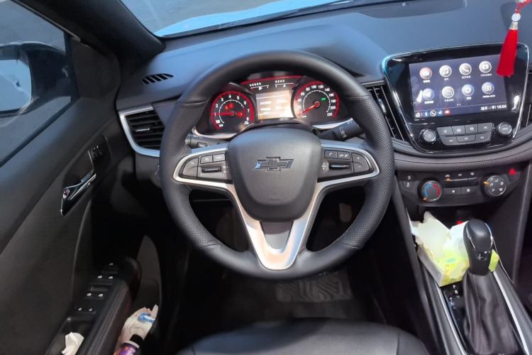 Used Chevrolet Monza 2020 Light Hybrid RS 330T Automatic Comfort Edition Steering Wheel