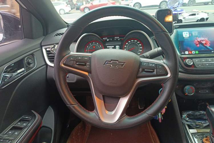 Used Chevrolet Monza 2020 Light Hybrid RS 330T Automatic Comfort Edition Steering Wheel