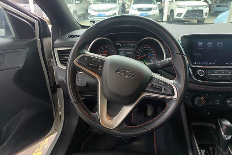 Used Chevrolet Monza 2020 Light Hybrid RS 330T Automatic Comfort Edition Steering Wheel