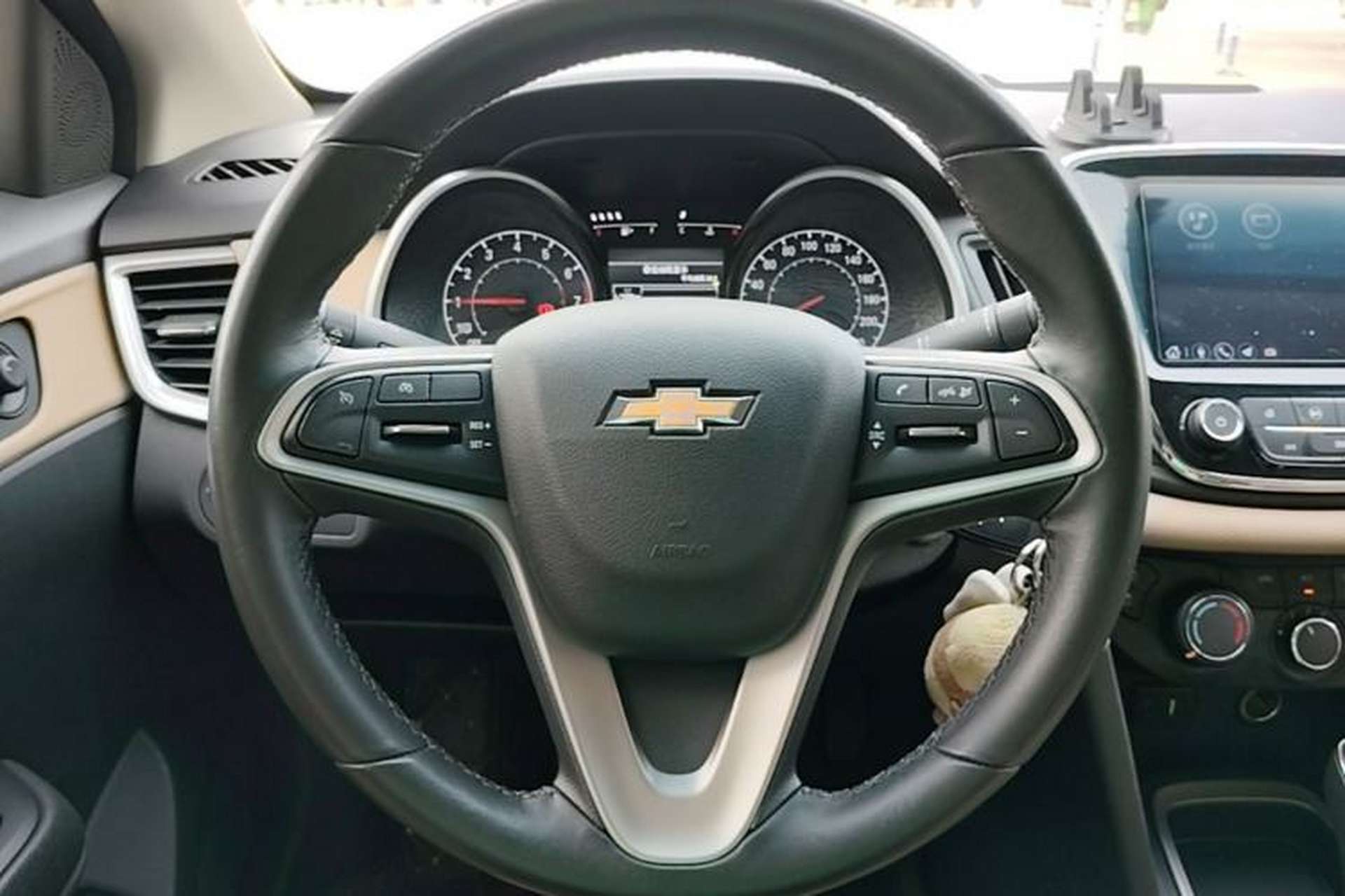 Used Chevrolet Monza 2020 320 Automatic Enjoyment Edition Steering Wheel