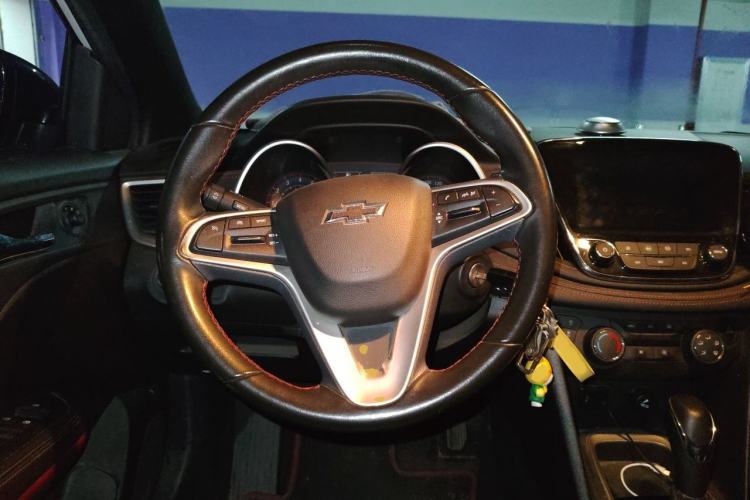 Used Chevrolet Monza 2020 Light Hybrid RS 330T Automatic Comfort Edition Steering Wheel