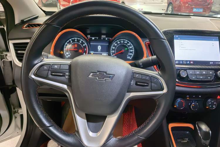 Used Chevrolet Monza 2020 Light Hybrid Redline 320T Dual-Clutch Thrilling Edition Steering Wheel