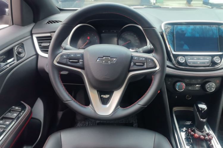 Used Chevrolet Monza 2020 Light Hybrid RS 330T Automatic Comfort Edition Steering Wheel