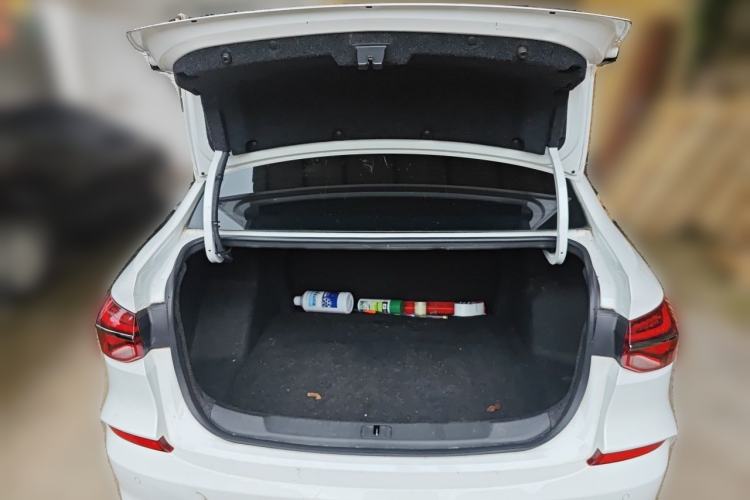 Used Chevrolet Monza 2020 Light Hybrid RS 330T Automatic Comfort Edition Trunk
