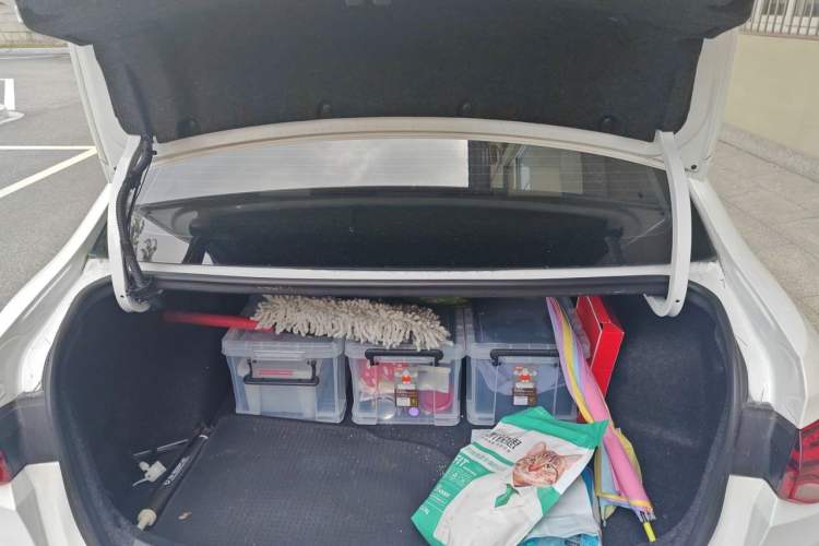 Used Chevrolet Monza 2020 320 Automatic Enjoyment Edition Trunk