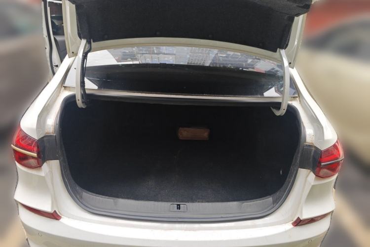 Used Chevrolet Monza 2020 Light Hybrid RS 330T Automatic Thrill Edition Trunk