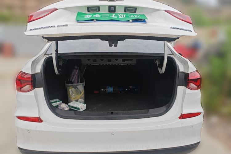 Used Chevrolet Monza 2020 320 Automatic Enjoyment Edition Trunk