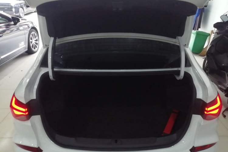 Used Chevrolet Monza 2020 Light Hybrid Redline 320T Dual-Clutch Joyful Edition Trunk
