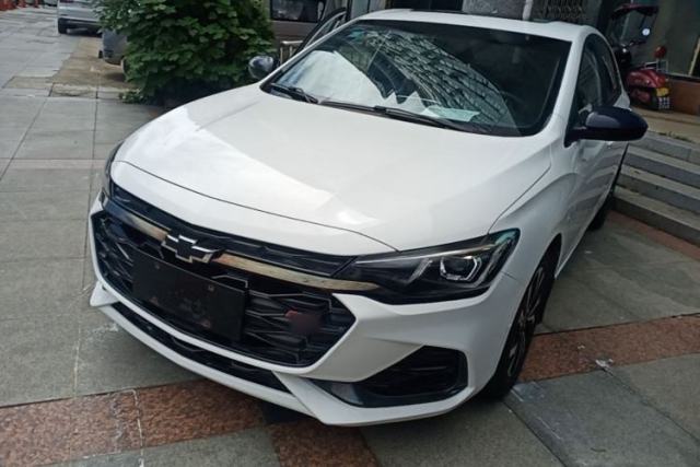 Ojetý Chevrolet Monza 2020 Light Hybrid RS 330T Automatic Comfort Edition