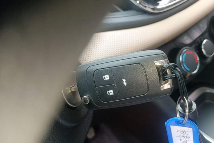 Used Chevrolet Monza 2020 320 Automatic Enjoyment Edition Vehicle Key