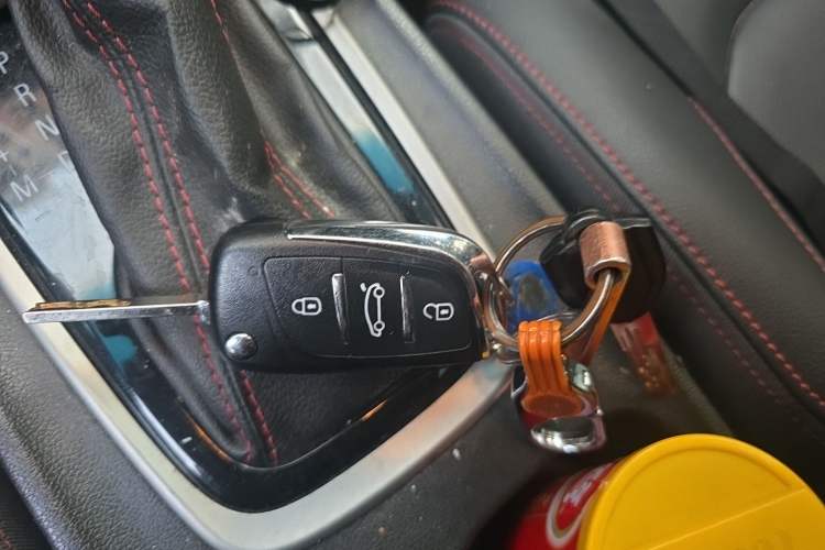 Used Chevrolet Monza 2020 Light Hybrid Redline 320T Dual-Clutch Thrilling Edition Vehicle Key