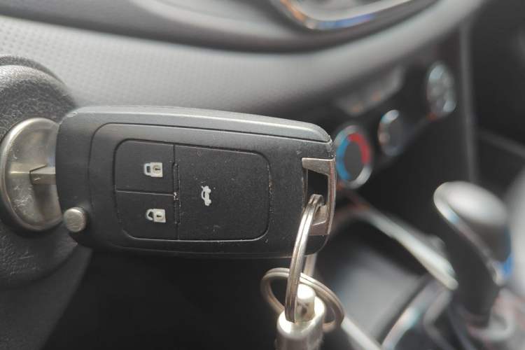 Used Chevrolet Monza 2020 Light Hybrid Redline 320T Dual-Clutch Thrilling Edition Vehicle Key