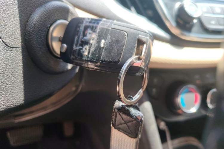 Used Chevrolet Monza 2020 320 Automatic Enjoyment Edition Vehicle Key