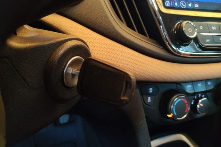 Used Chevrolet Monza 2020 320 Automatic Enjoyment Edition Vehicle Key