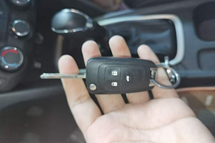Used Chevrolet Monza 2020 320 Automatic Enjoyment Edition Vehicle Key