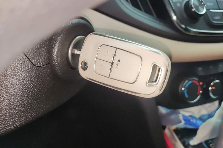 Used Chevrolet Monza 2020 320 Automatic Enjoyment Edition Vehicle Key