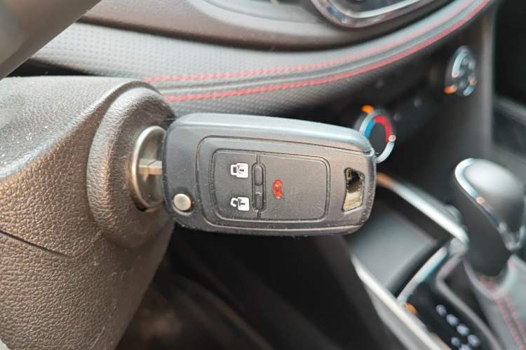 Used Chevrolet Monza 2020 Light Hybrid RS 330T Automatic Comfort Edition Vehicle Key