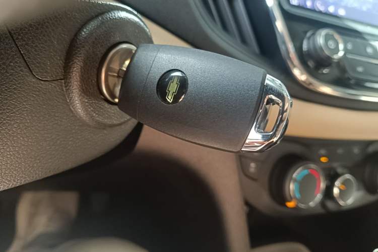 Used Chevrolet Monza 2020 320 Automatic Enjoyment Edition Vehicle Key