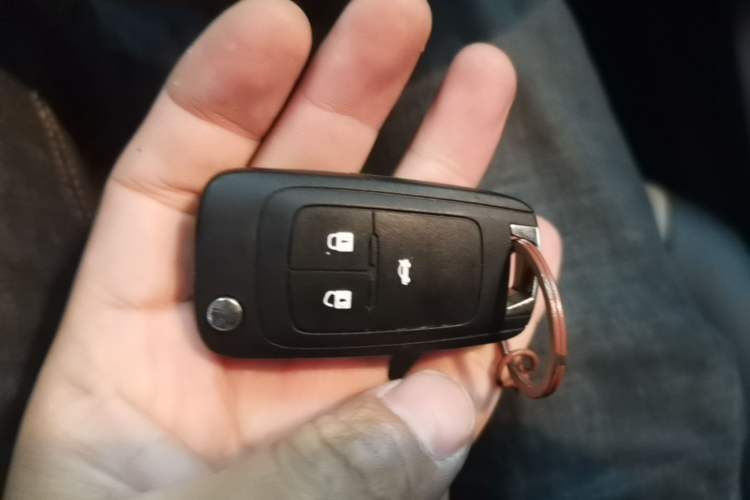 Used Chevrolet Monza 2020 320 Automatic Enjoyment Edition Vehicle Key