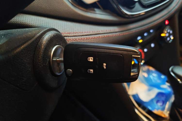 Used Chevrolet Monza 2020 Light Hybrid RS 330T Automatic Comfort Edition Vehicle Key