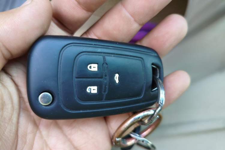 Used Chevrolet Monza 2020 320 Automatic Enjoyment Edition Vehicle Key