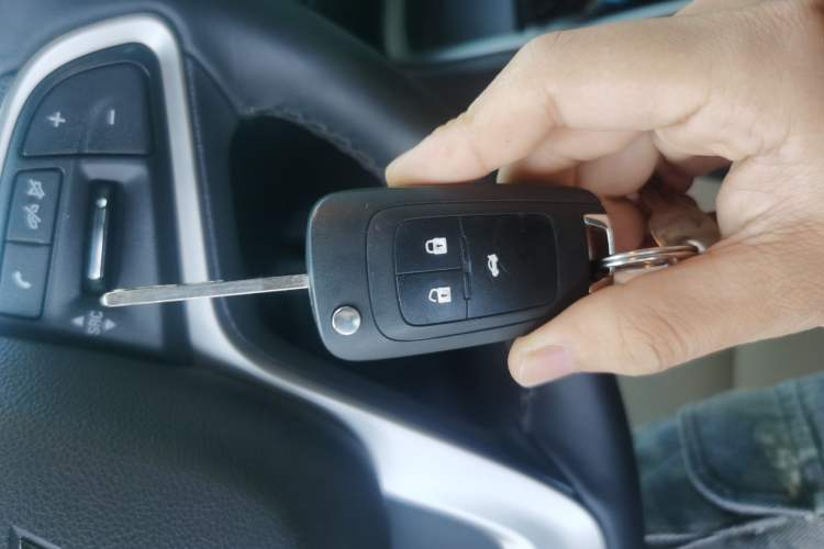Used Chevrolet Monza 2020 320 Automatic Enjoyment Edition Vehicle Key
