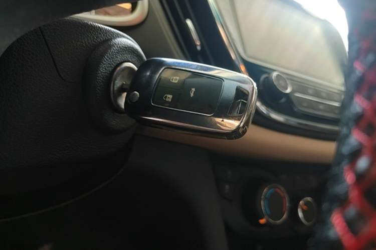 Used Chevrolet Monza 2020 320 Automatic Enjoyment Edition Vehicle Key