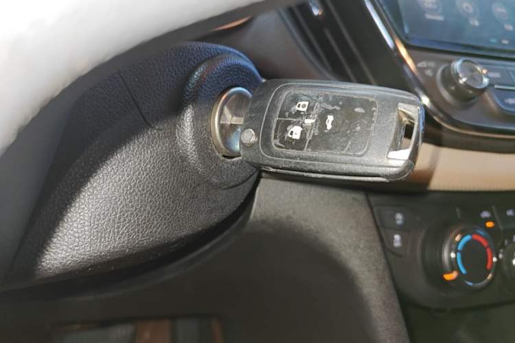 Used Chevrolet Monza 2020 320 Automatic Enjoyment Edition Vehicle Key