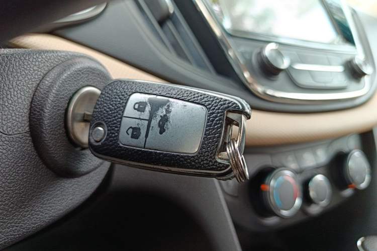 Used Chevrolet Monza 2020 320 Automatic Enjoyment Edition Vehicle Key