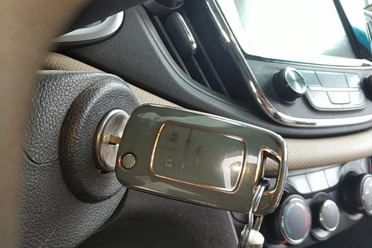 Used Chevrolet Monza 2020 320 Automatic Enjoyment Edition Vehicle Key
