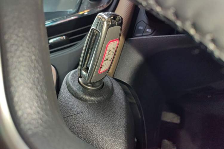 Used Chevrolet Monza 2020 320 Automatic Enjoyment Edition Vehicle Key