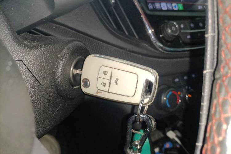 Used Chevrolet Monza 2020 Light Hybrid Redline 320T Dual-Clutch Thrilling Edition Vehicle Key