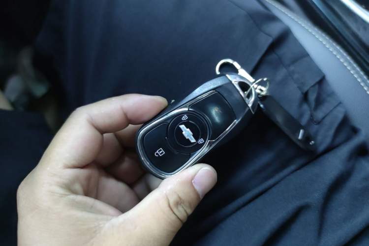 Used Chevrolet Monza 2020 320 Automatic Enjoyment Edition Vehicle Key